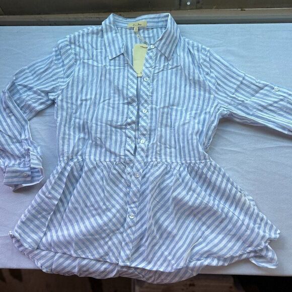 Love Notes Shirt Womens sm Blue Striped Button Up Crop Front 3/4 sleeve NWT   B1 - Picture 1 of 5